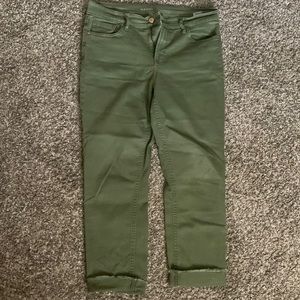 Army green capris
